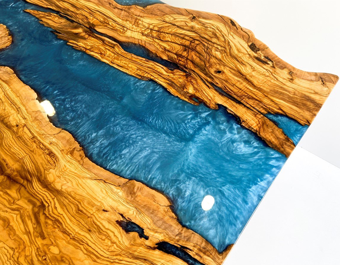 Epoxy Wood Coffee Tables / Unique Epoxy Wall Décor / Handcrafted Hotel Coffee Tables / Custom Made Hotel Tables